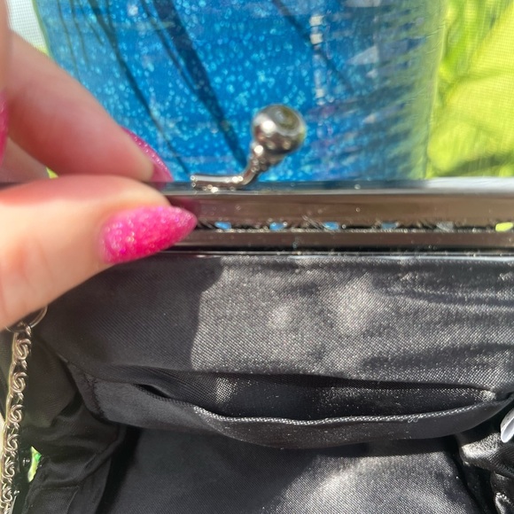 RARE VINTAGE 100% PURE SILK HAND BEADED FLORAL PURSE - Picture 7 of 11